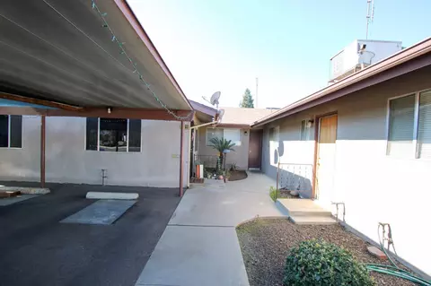 355 E Curtis Ave, Reedley, CA 93654 photo 4
