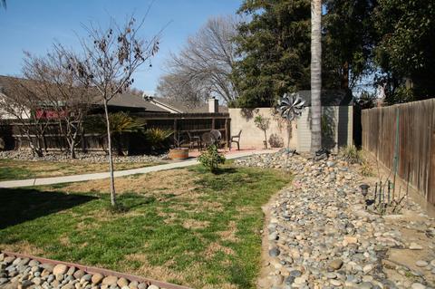 2420 E Seeger Ave, Visalia, CA 93292 photo 47