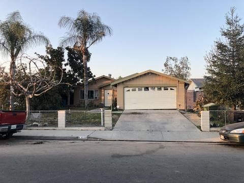 1216 Iris St, Wasco, CA 93280 photo 1