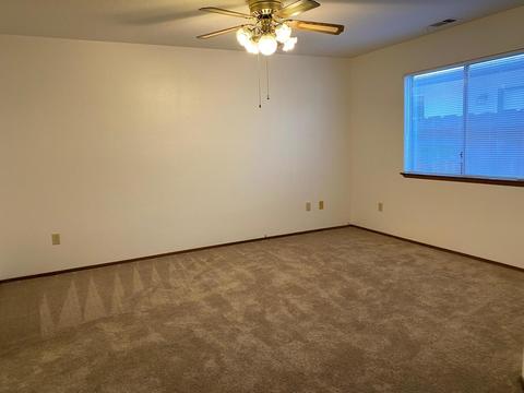 4627 W Iris Ave, Visalia, CA 93277 photo 14