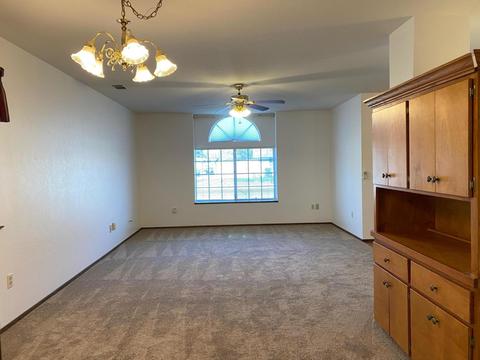 4627 W Iris Ave, Visalia, CA 93277 photo 4