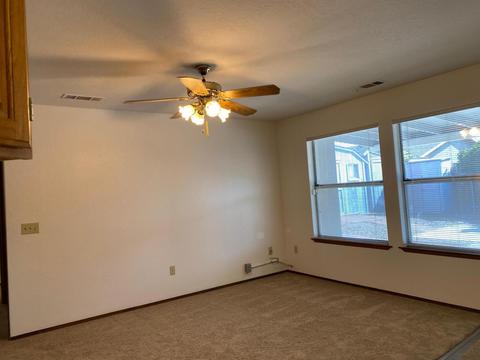 4627 W Iris Ave, Visalia, CA 93277 photo 7