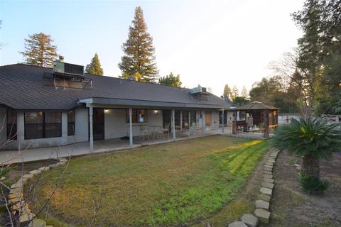 111 E Dorothea Ct, Visalia, CA 93277 photo 13