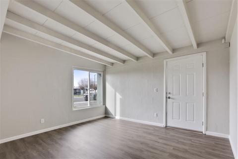 303 Peach St, Exeter, CA 93221 photo 3