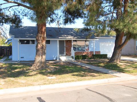 3220 E Westcott Ave, Visalia, CA 93292 photo 1