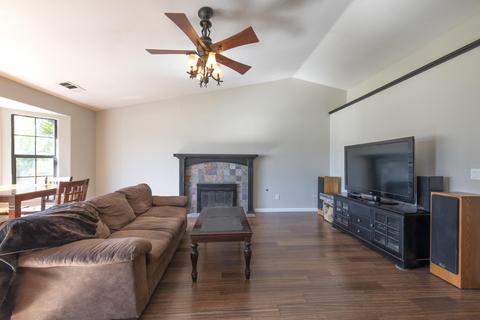 3618 E Willow Ct, Visalia, CA 93292 photo 7