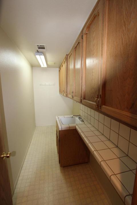 2215 E Kaweah Ct, Visalia, CA 93292 photo 10