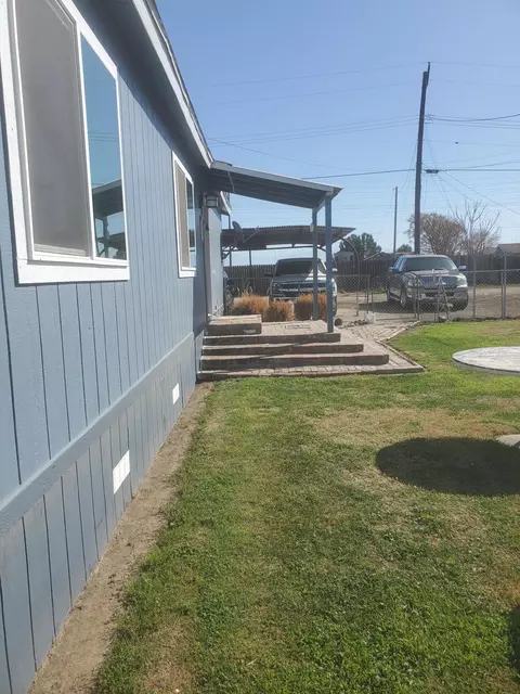 154 S Newman Rd, Tipton, CA 93272 photo 2