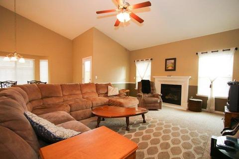 349 E Olson Ave, Reedley, CA 93654 photo 8