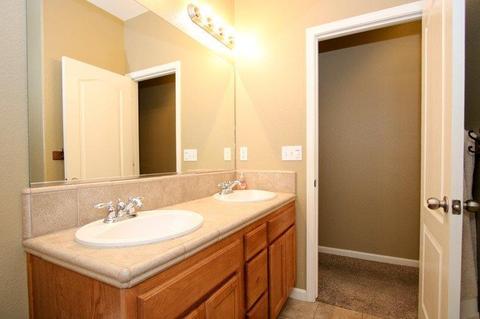 349 E Olson Ave, Reedley, CA 93654 photo 25