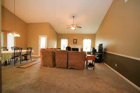 349 E Olson Ave, Reedley, CA 93654 photo 6
