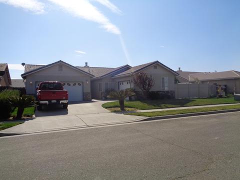 1623 Eagle St, Lemoore, CA 93245 photo 1