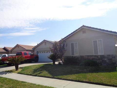 1623 Eagle St, Lemoore, CA 93245 photo 4