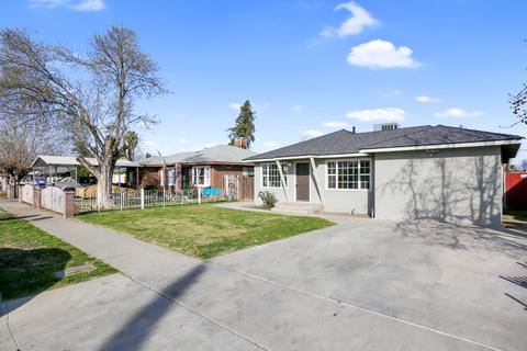 434 S Larkin St, Tulare, CA 93274 photo 2
