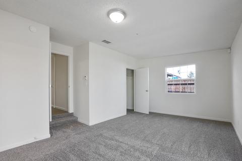 434 S Larkin St, Tulare, CA 93274 photo 18