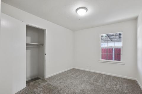 434 S Larkin St, Tulare, CA 93274 photo 17
