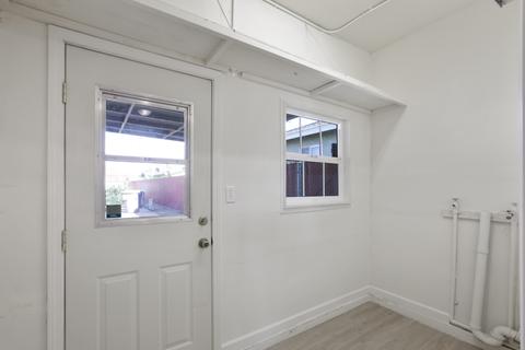 434 S Larkin St, Tulare, CA 93274 photo 13
