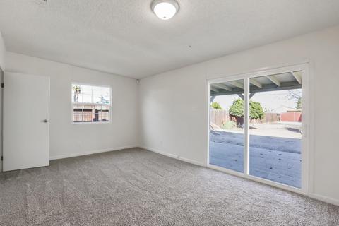 434 S Larkin St, Tulare, CA 93274 photo 19