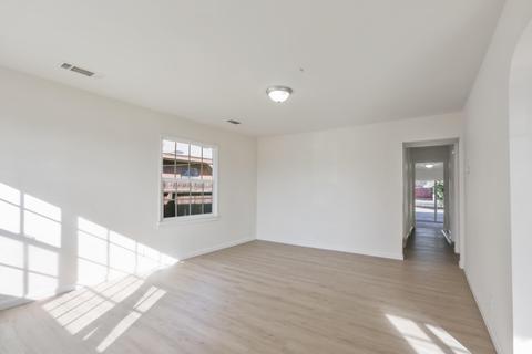 434 S Larkin St, Tulare, CA 93274 photo 7