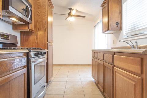 1528 E Cecil Ave, Visalia, CA 93292 photo 12