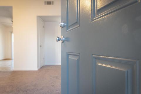 1528 E Cecil Ave, Visalia, CA 93292 photo 3