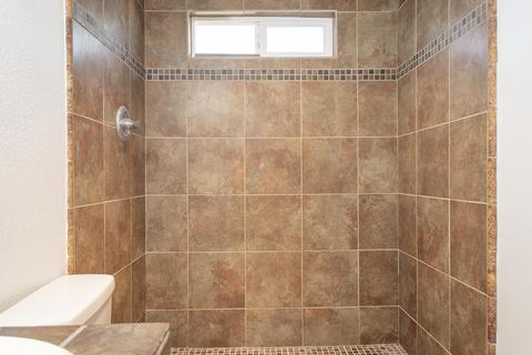 1528 E Cecil Ave, Visalia, CA 93292 photo 20