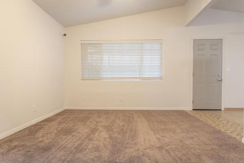 1528 E Cecil Ave, Visalia, CA 93292 photo 5