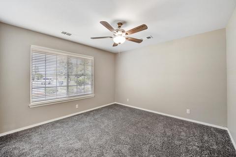 3945 E Paradise Ave, Visalia, CA 93292 photo 21