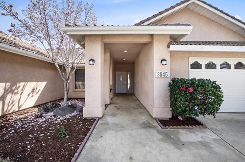 3945 E Paradise Ave, Visalia, CA 93292 photo 3
