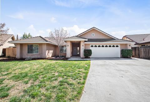 3945 E Paradise Ave, Visalia, CA 93292 photo 1
