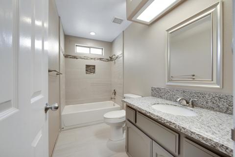 3945 E Paradise Ave, Visalia, CA 93292 photo 23
