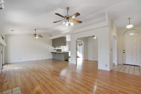 3545 E Stewart Ct, Visalia, CA 93292 photo 5