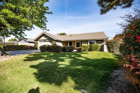 2300 E Hillcrest Ave, Visalia, CA 93292 photo 2