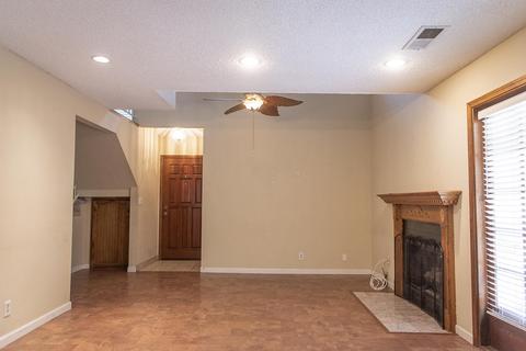 2066 E Harold Ave, Visalia, CA 93292 photo 13
