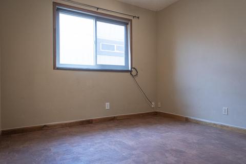 2066 E Harold Ave, Visalia, CA 93292 photo 22