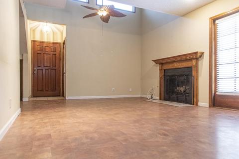 2066 E Harold Ave, Visalia, CA 93292 photo 8