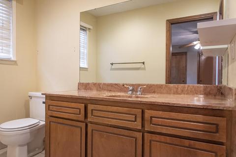 2066 E Harold Ave, Visalia, CA 93292 photo 18