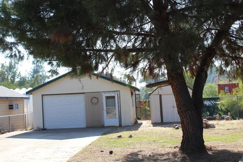 35251 Malcolm Dr, Springville, CA 93265 photo 2