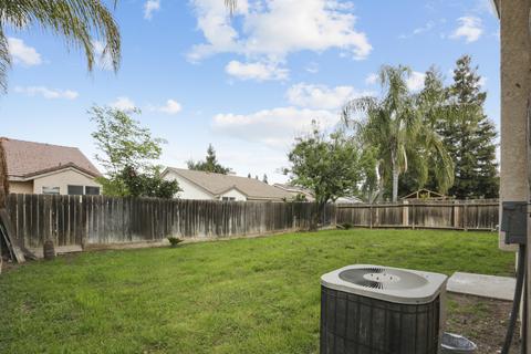 1336 E Parkview Ct, Visalia, CA 93277 photo 30
