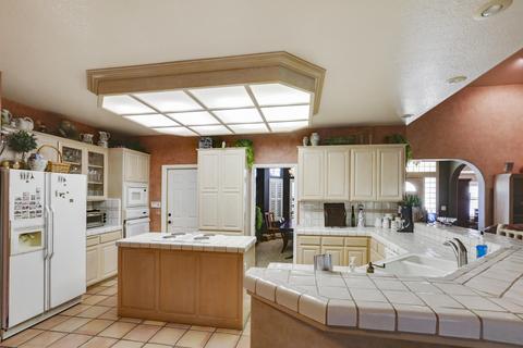 205 Windsor Ct, Exeter, CA 93221 photo 19