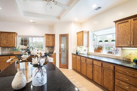 32963 Riverside Dr, Springville, CA 93265 photo 10