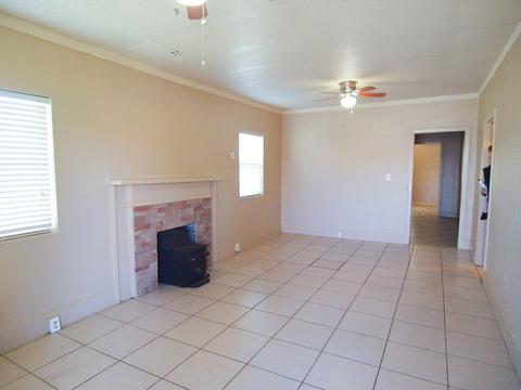 404 E Chestnut St, Exeter, CA 93221 photo 7