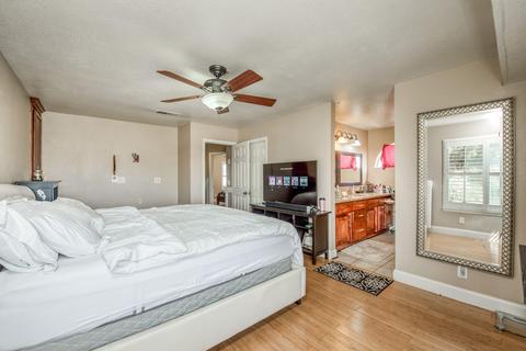 2346 E Parker Ct, Visalia, CA 93292 photo 23