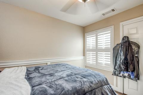 2346 E Parker Ct, Visalia, CA 93292 photo 16