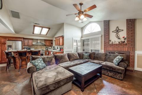 2346 E Parker Ct, Visalia, CA 93292 photo 12