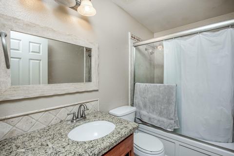 2346 E Parker Ct, Visalia, CA 93292 photo 19