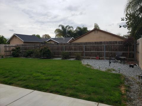947 E Vine Ct, Visalia, CA 93292 photo 17