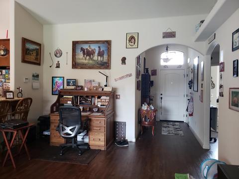 947 E Vine Ct, Visalia, CA 93292 photo 9