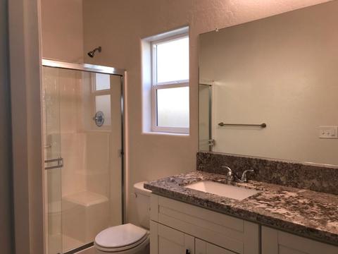 2118 E Myrtle Ct, Visalia, CA 93292 photo 9