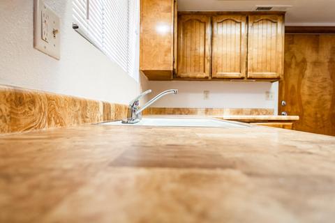 940 E Oakridge Ave, Visalia, CA 93292 photo 8